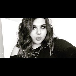 Meet your Posher, Haley